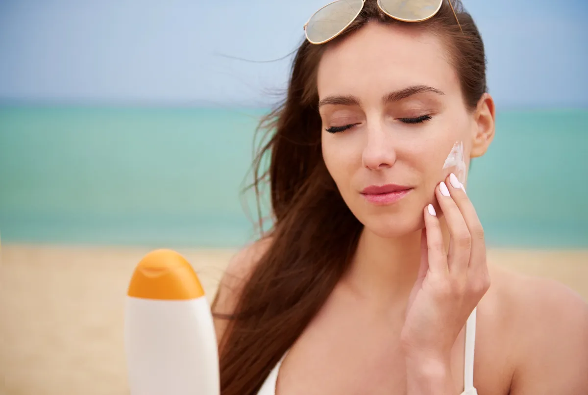Can I wear makeup over sunscreen?